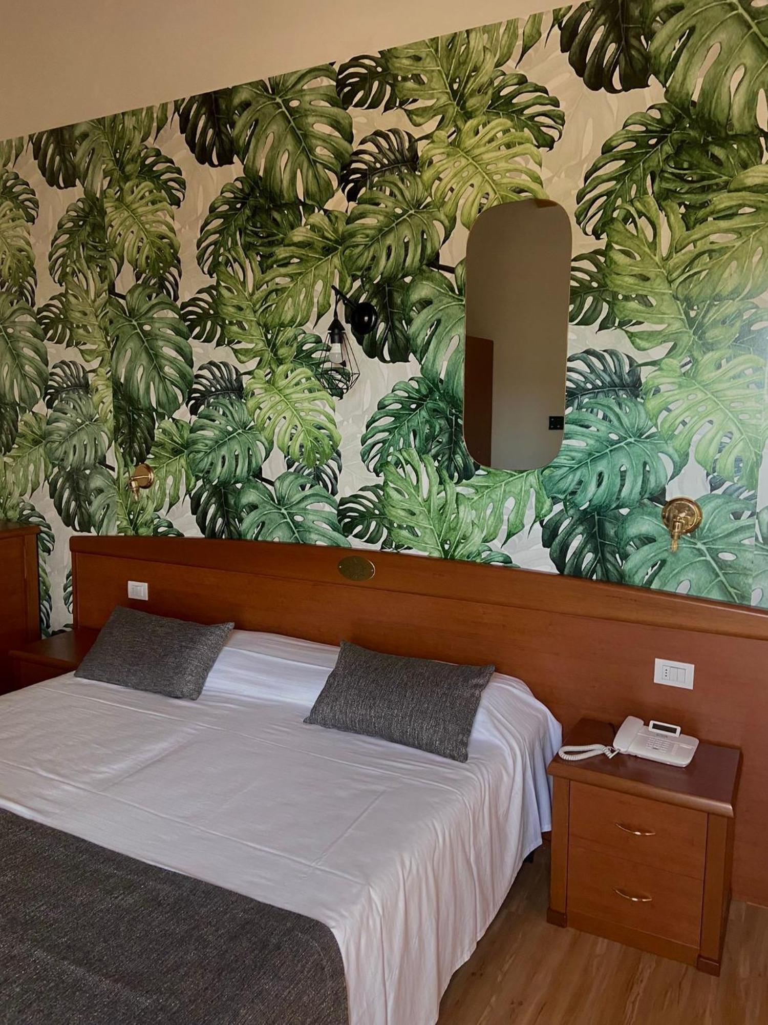 Hotel Al Sole Bardolino Eksteriør bilde