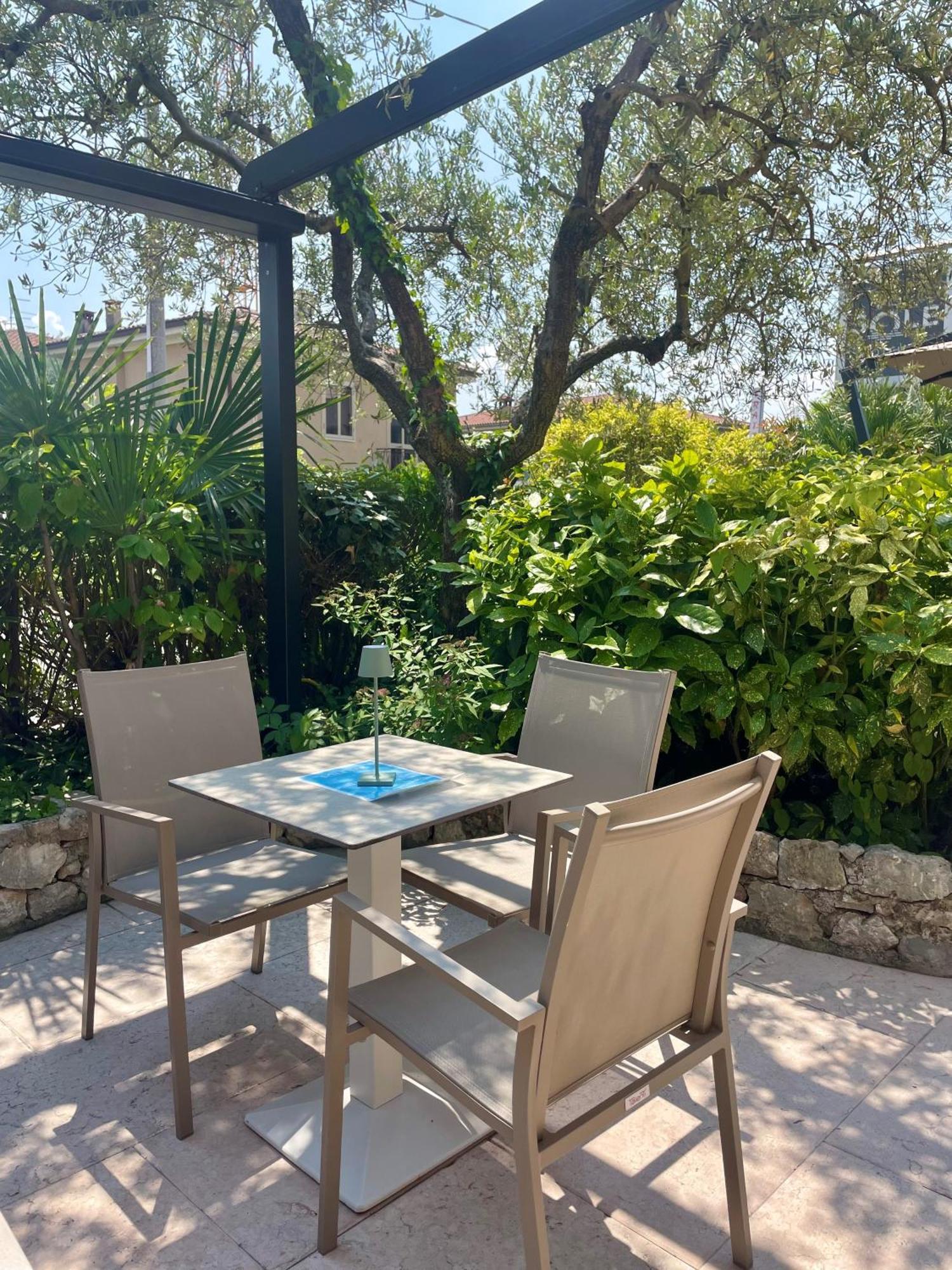 Hotel Al Sole Bardolino Eksteriør bilde