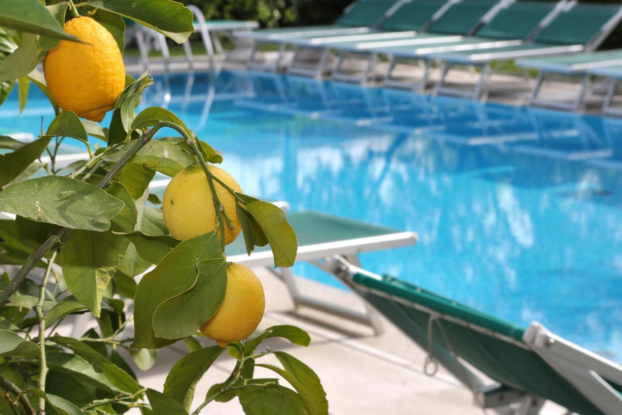 Hotel Al Sole Bardolino Eksteriør bilde